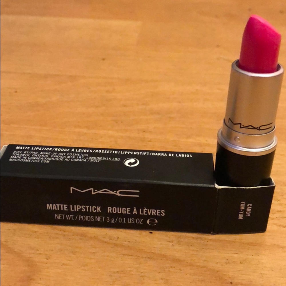 Mac Matte Lipstick “Candy Yum Yum”